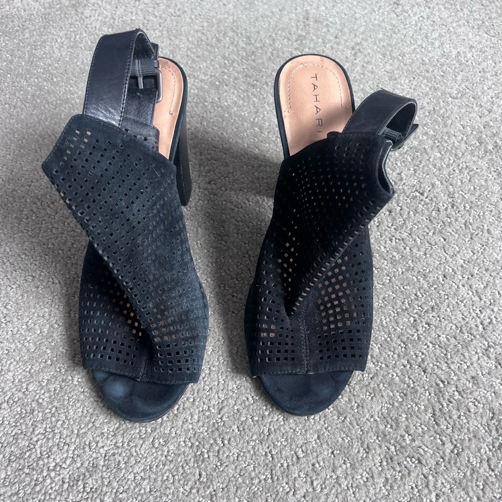 Tahari Margaret 2 Black Suede cut out peep toe sling back block heels